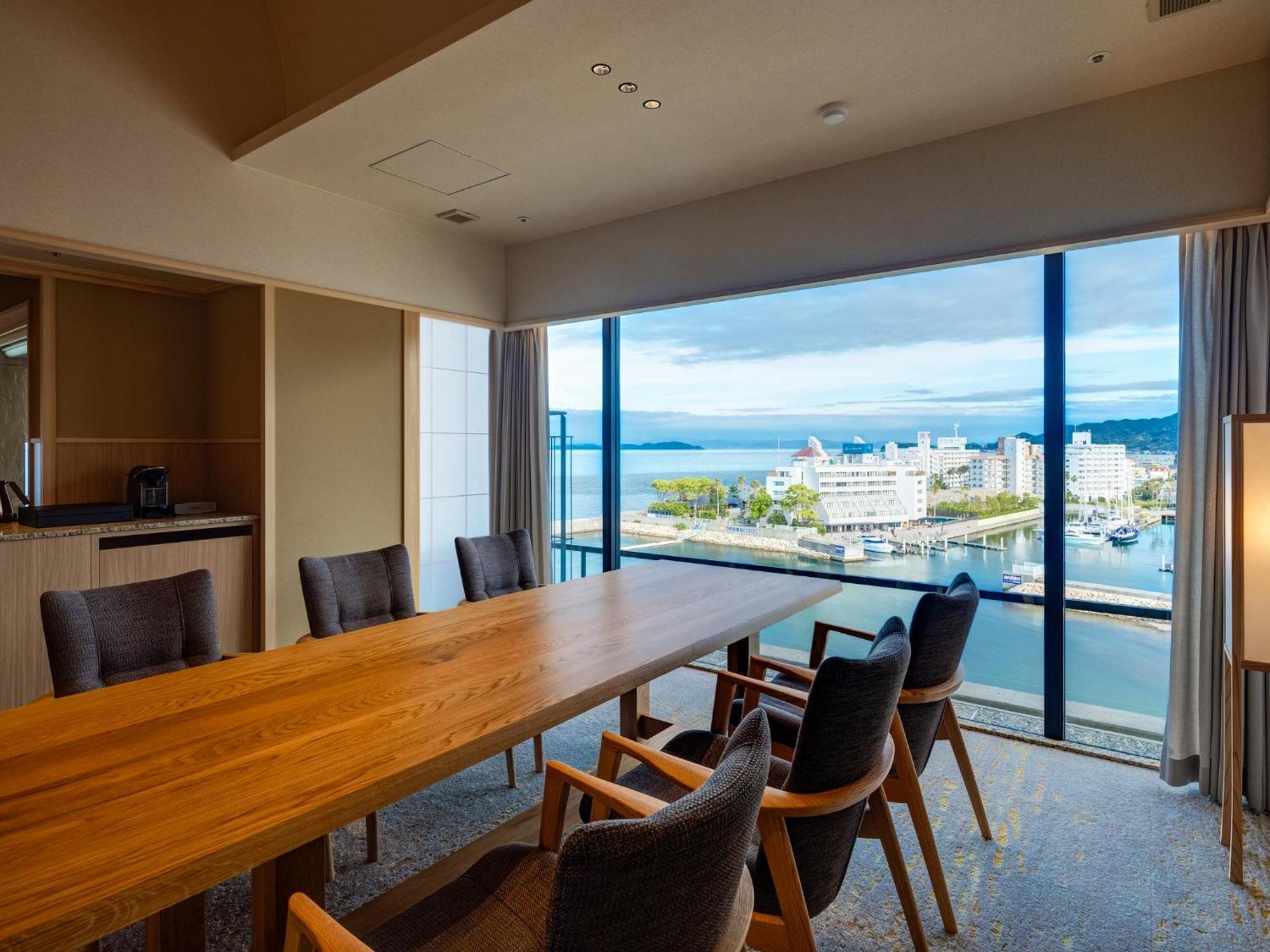 Awaji Yumesenkei Hotel Sumoto Værelse billede